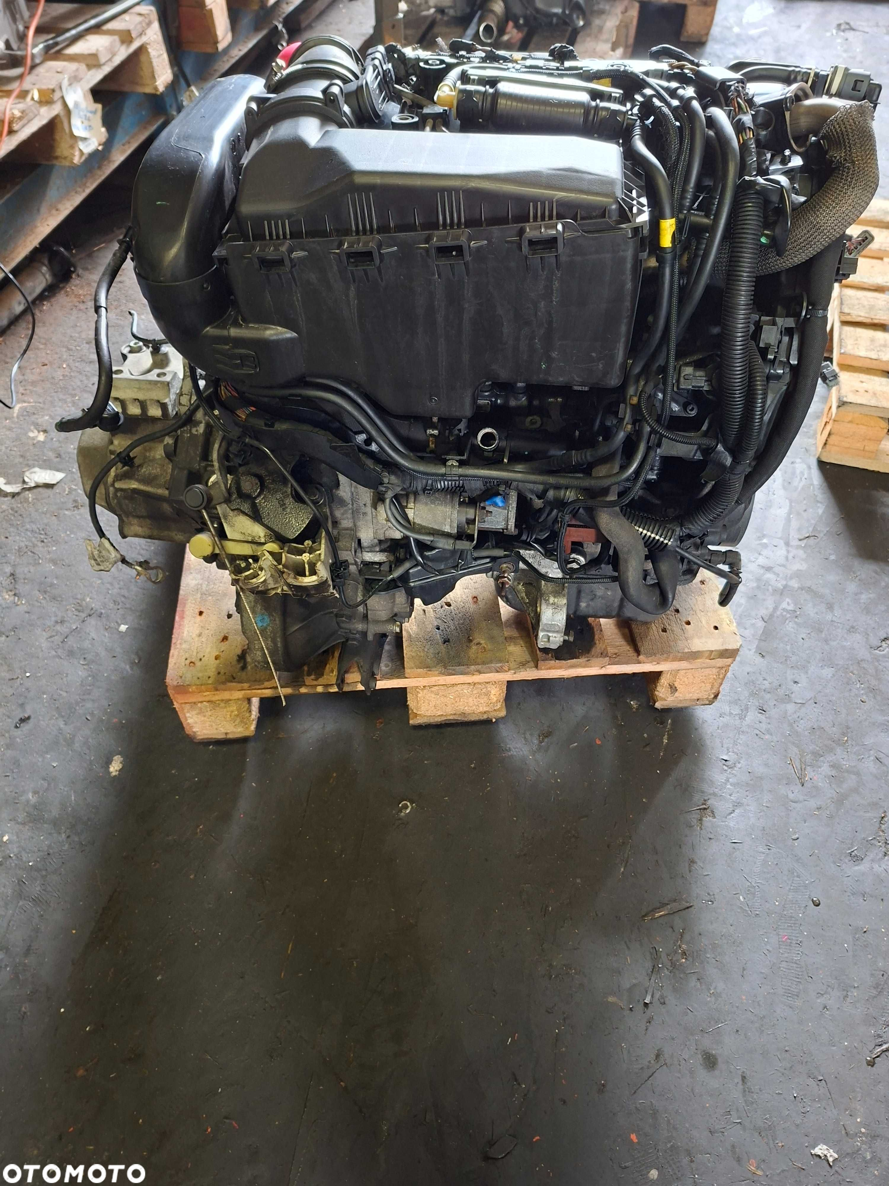 Silnik 1.6 HDI 9HZ Peugeot 207 Citroen kompletny - 4