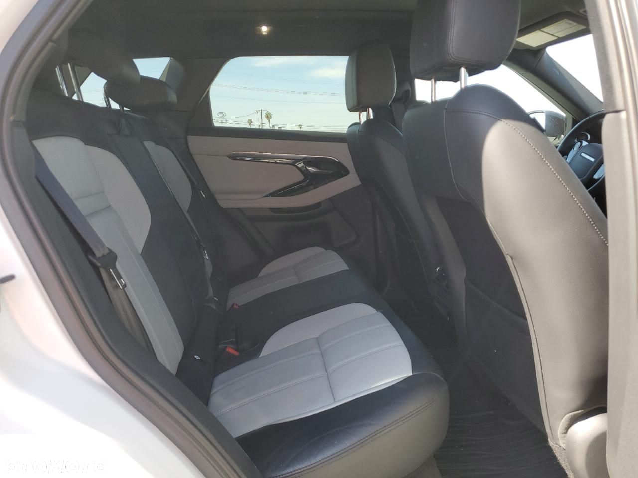 Land Rover Range Rover Evoque - 10