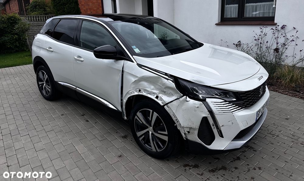 Peugeot 3008 PureTech 130 Stop & Start GPF EAT8 Allure - 4