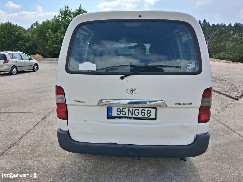 Toyota HiAce 2.5 D-4D Service 2.8T AC - 6