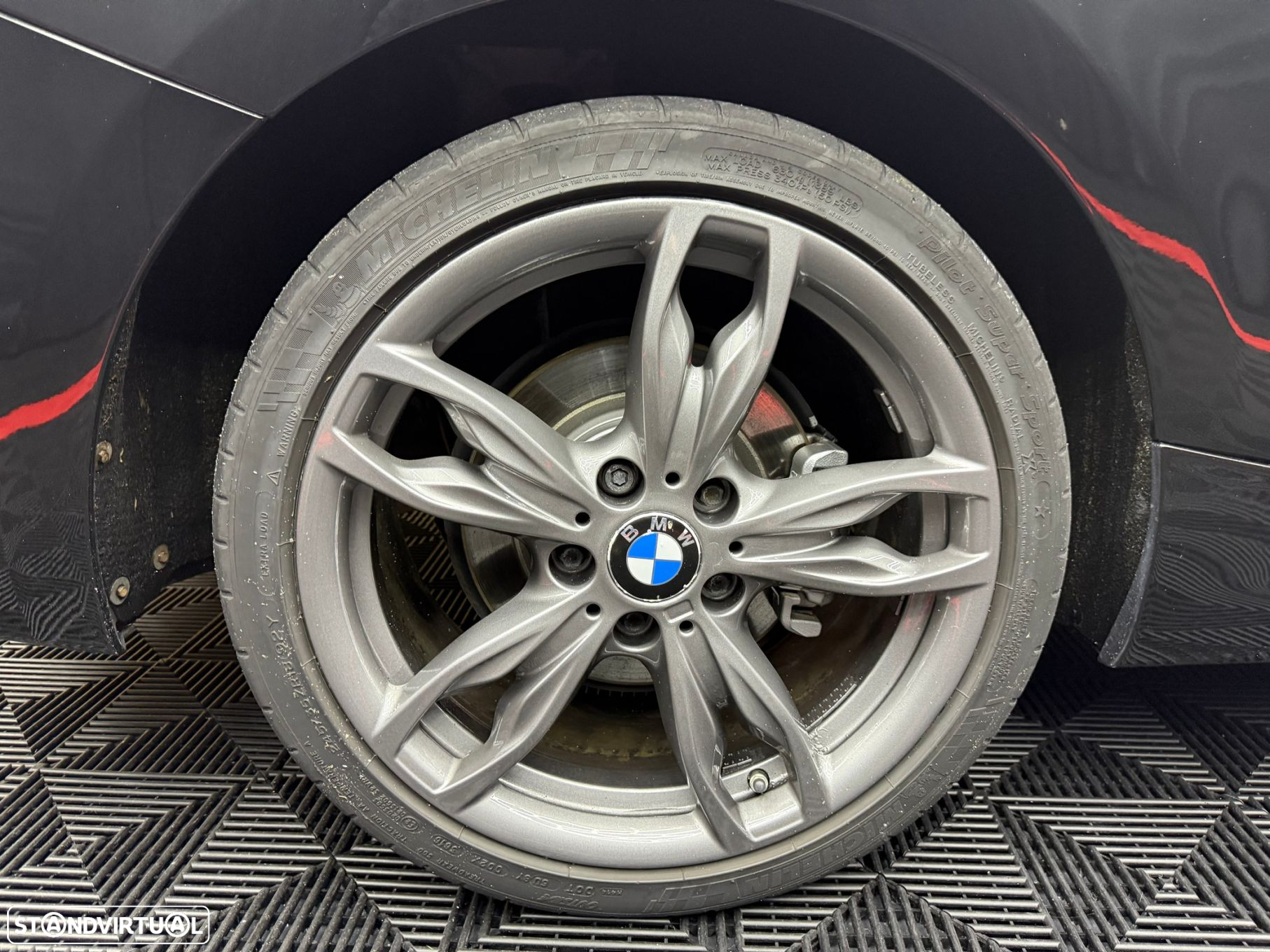 BMW 220 d Cabrio Pack M Auto - 23