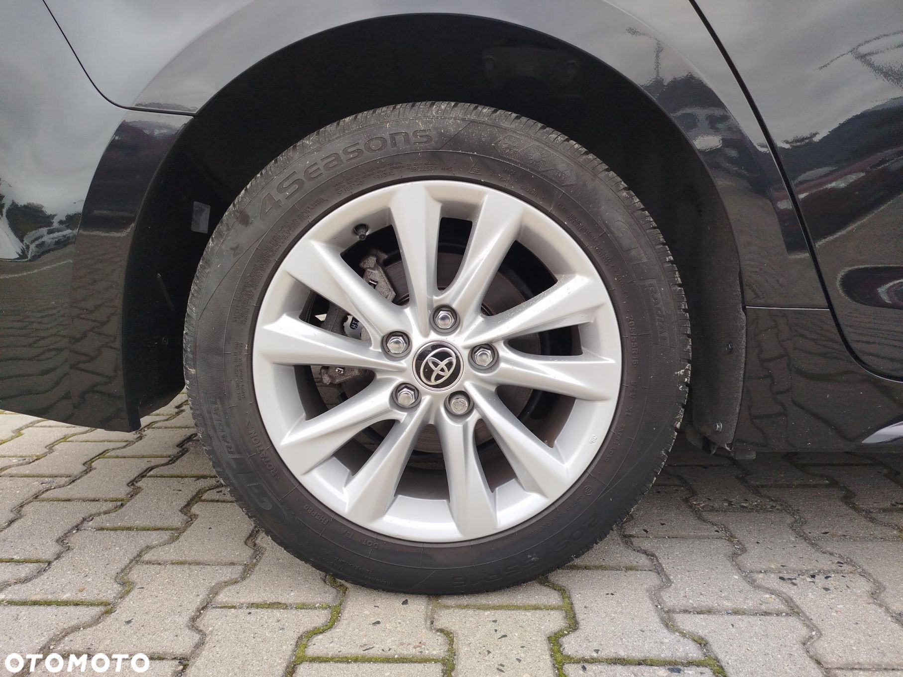 Toyota Corolla - 17