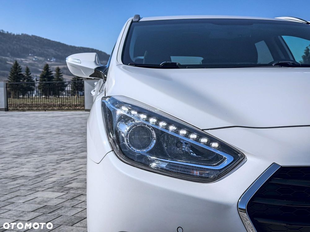 Hyundai i40 Kombi 1.7 CRDi DCT Style - 12