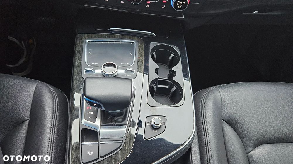 Audi Q7 - 23