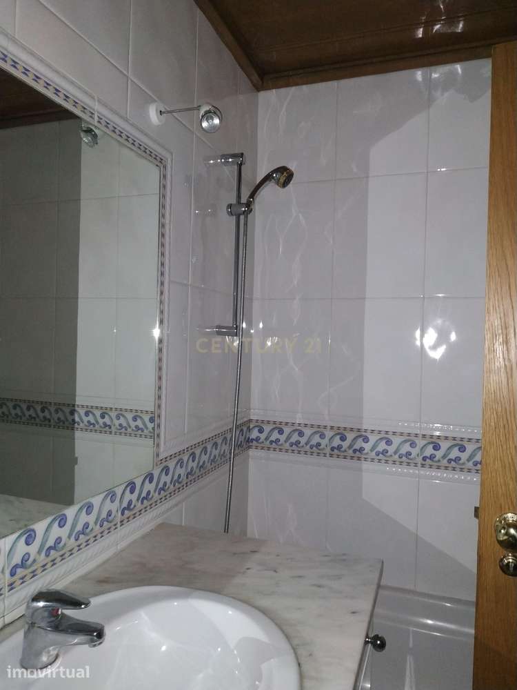 T2 no Campo Grande | 9.º andar | Em frente ao Jardim do Campo Grande - Grande imagem: 5/5