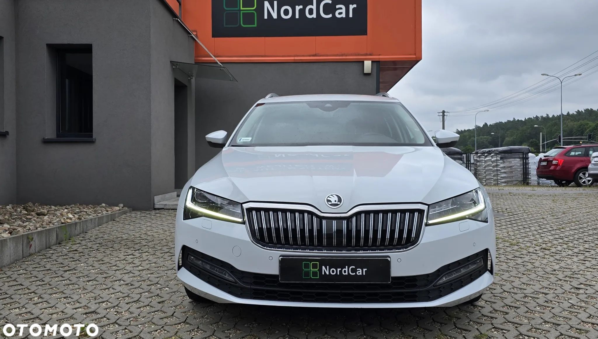 Skoda Superb 1.5 TSI Ambition DSG - 1