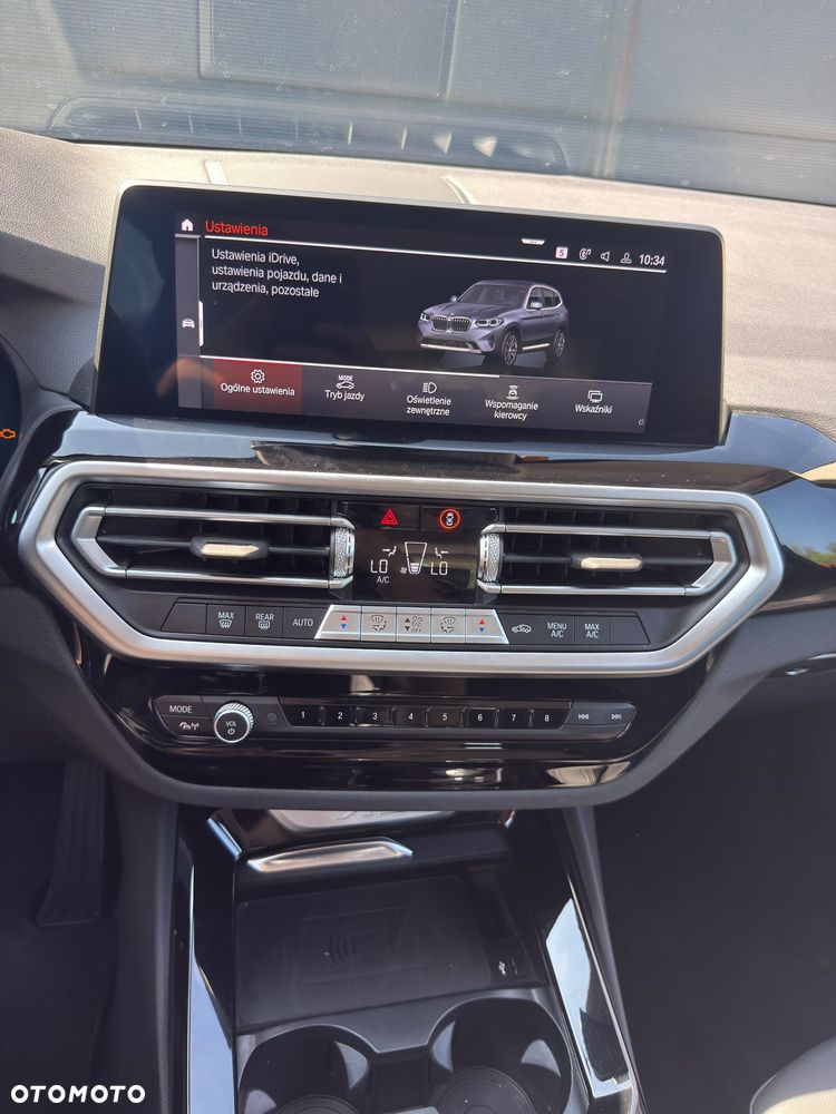 BMW X3 xDrive20i mHEV - 12