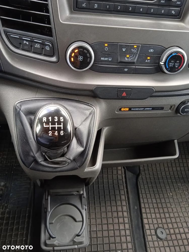 Ford Transit 330 L2H2 Trend - 23