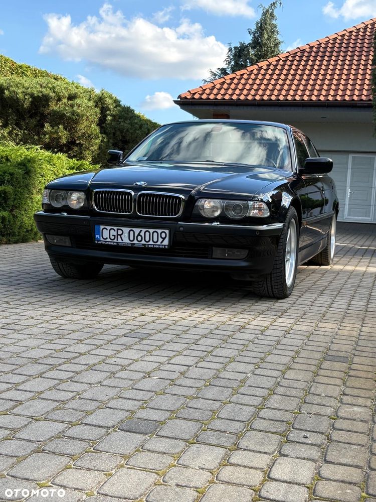 BMW Seria 7 735i L - 4