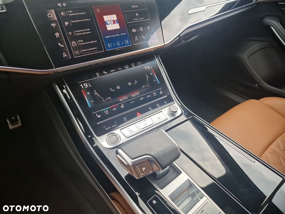 Audi A8 - 16
