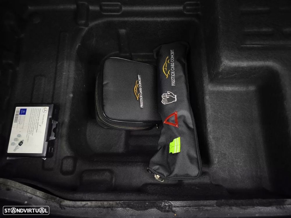 Mercedes-Benz C 220 d Coupe 9G-TRONIC AMG Line - 16