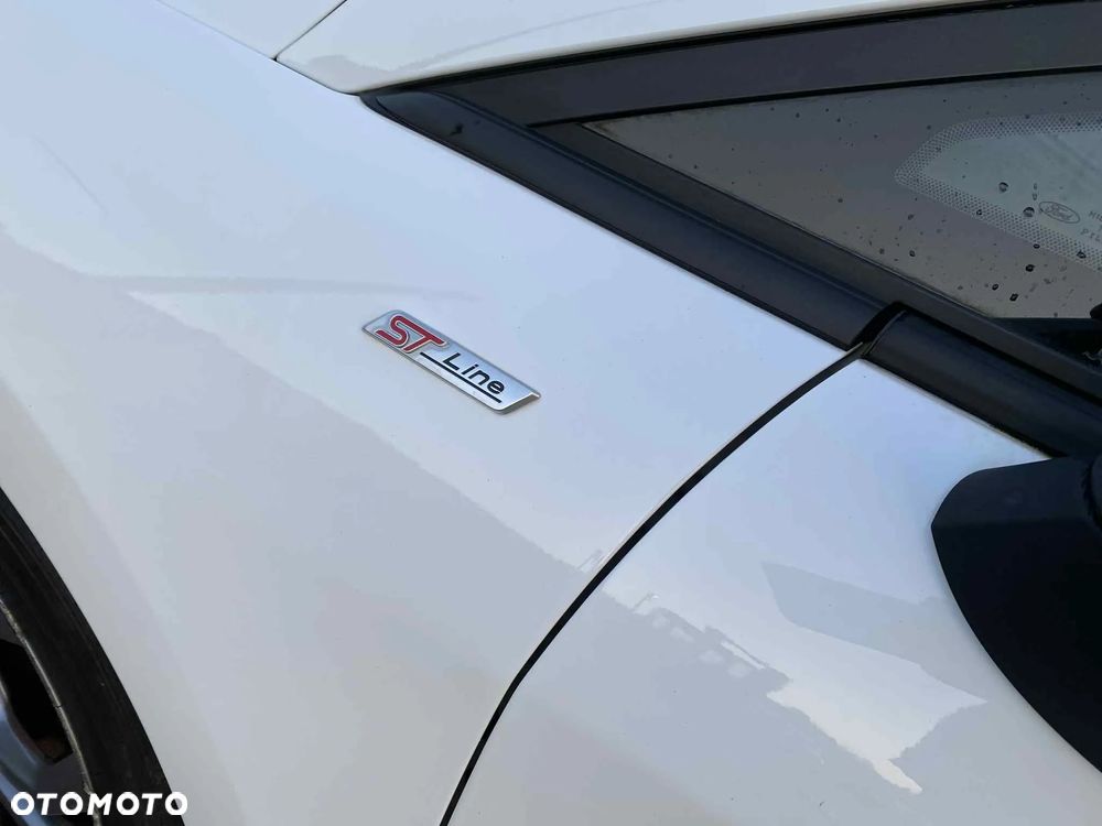 Ford Fiesta 1.5 TDCi S&S ST-LINE - 22