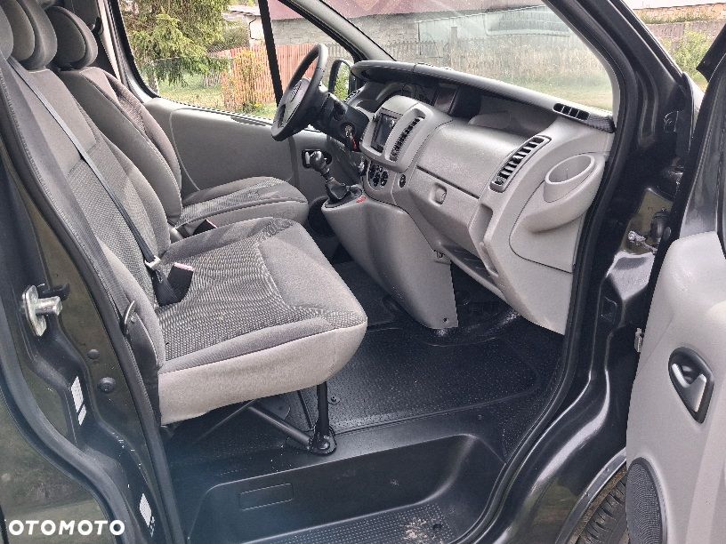 Opel Vivaro - 12