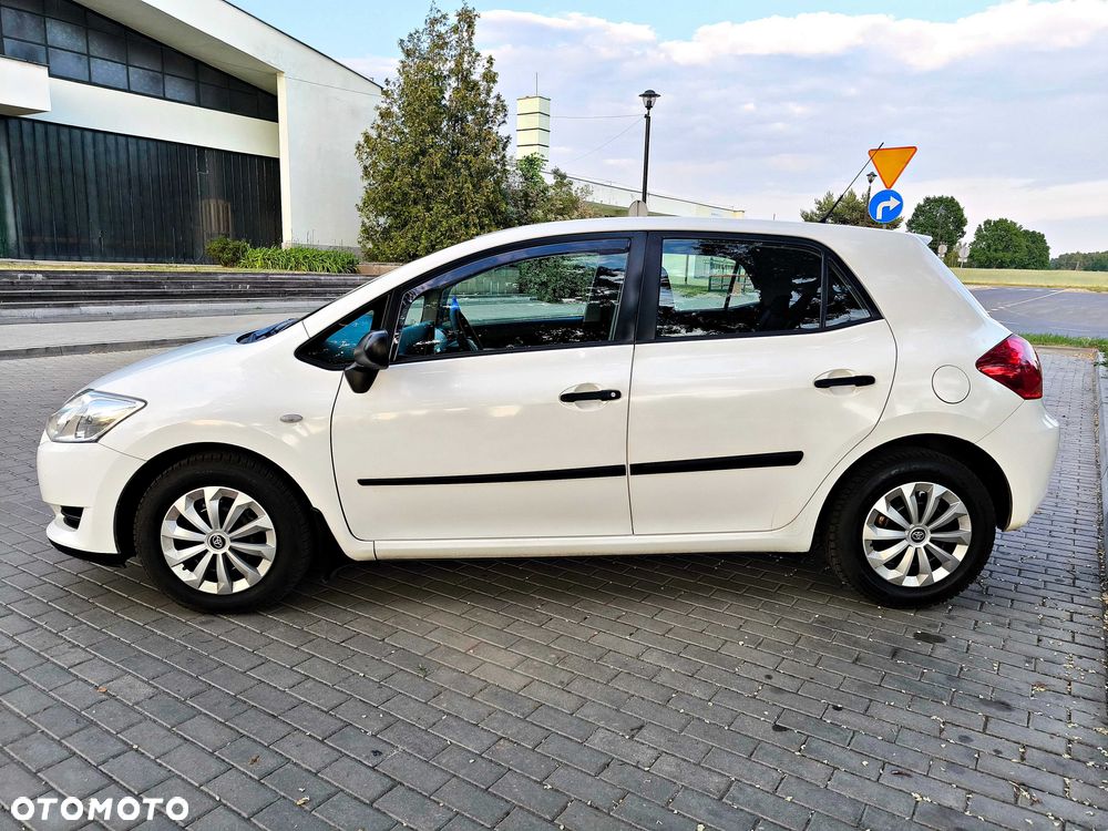 Toyota Auris - 3