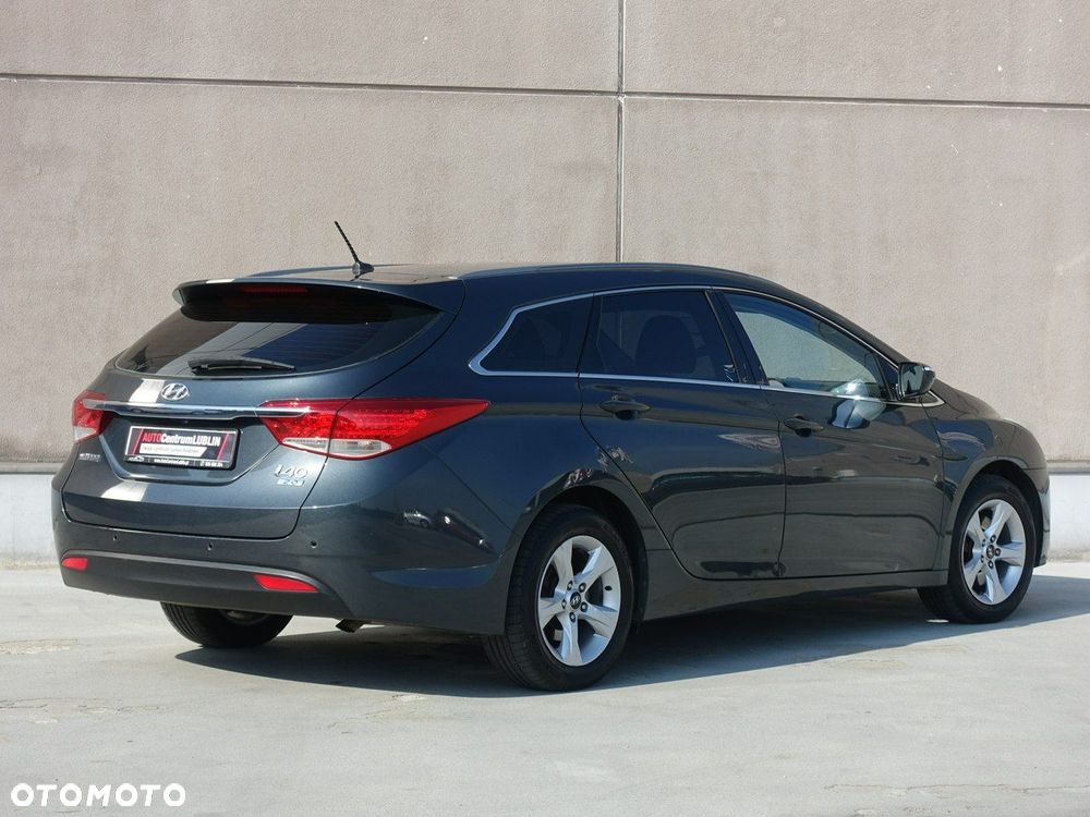 Hyundai i40 - 11