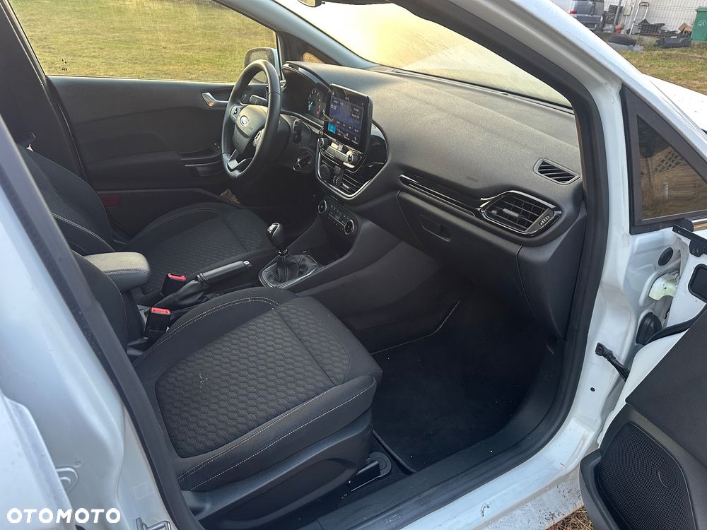 Ford Fiesta 1.0 EcoBoost mHEV Titanium - 11