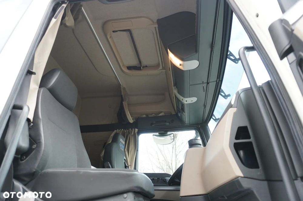 MAN TGS 18.470 4X2 BL Sypialny / Kontener 18 EPAL - 18