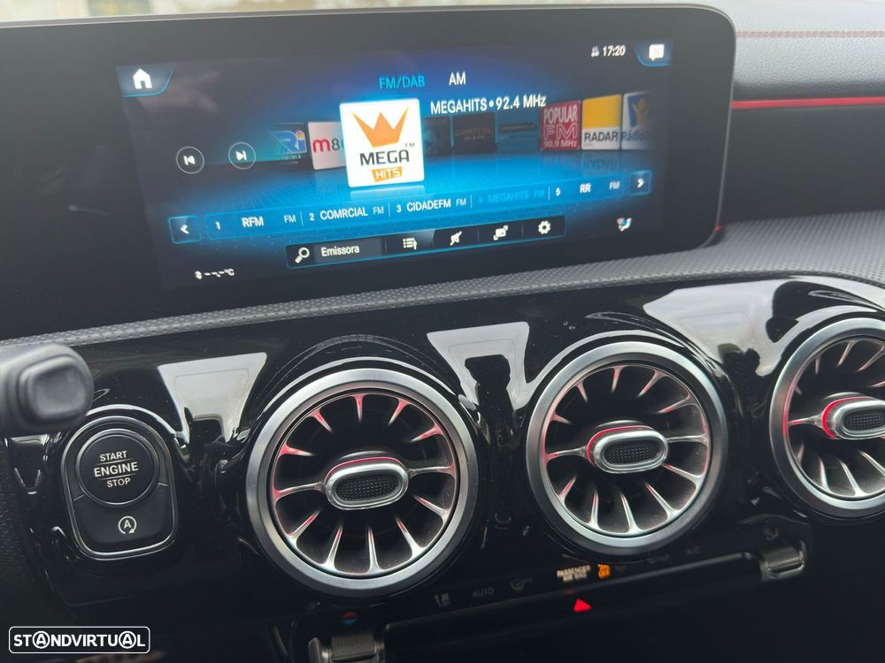 Mercedes-Benz CLA 200 - 25