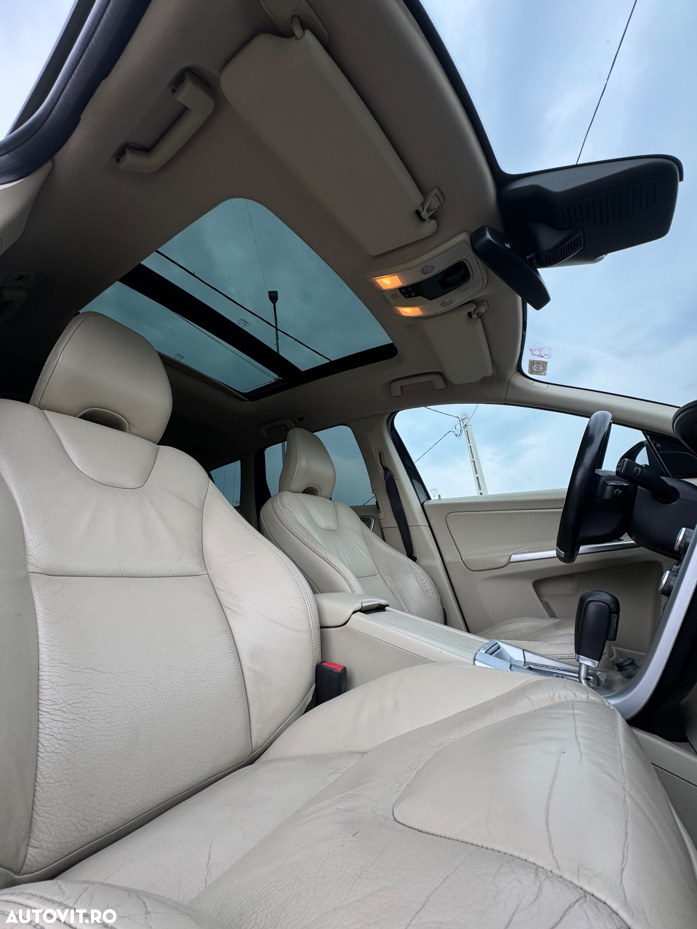Volvo XC 60 D5 AWD A6 Basic - 7