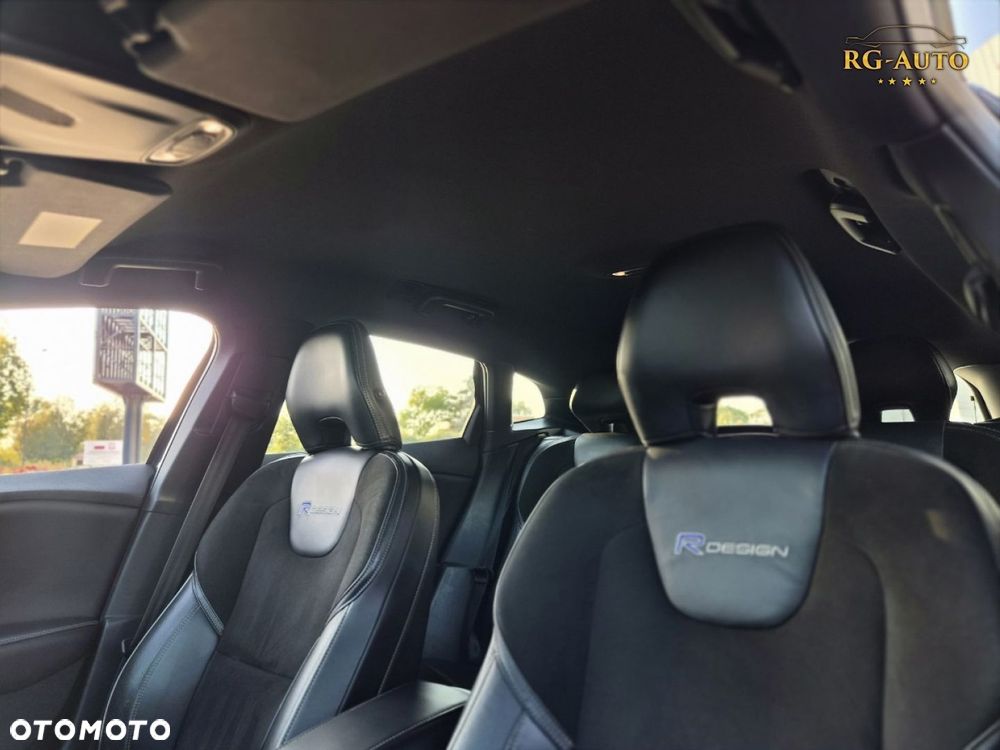 Volvo V40 - 33