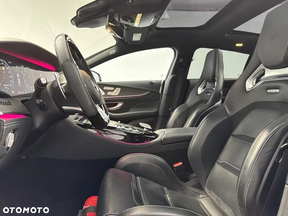 Mercedes-Benz AMG GT 63 S 4-Matic+ - 12