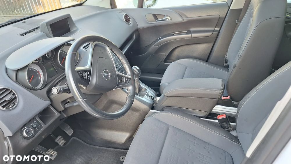 Opel Meriva 1.4 T Cosmo S&S - 10