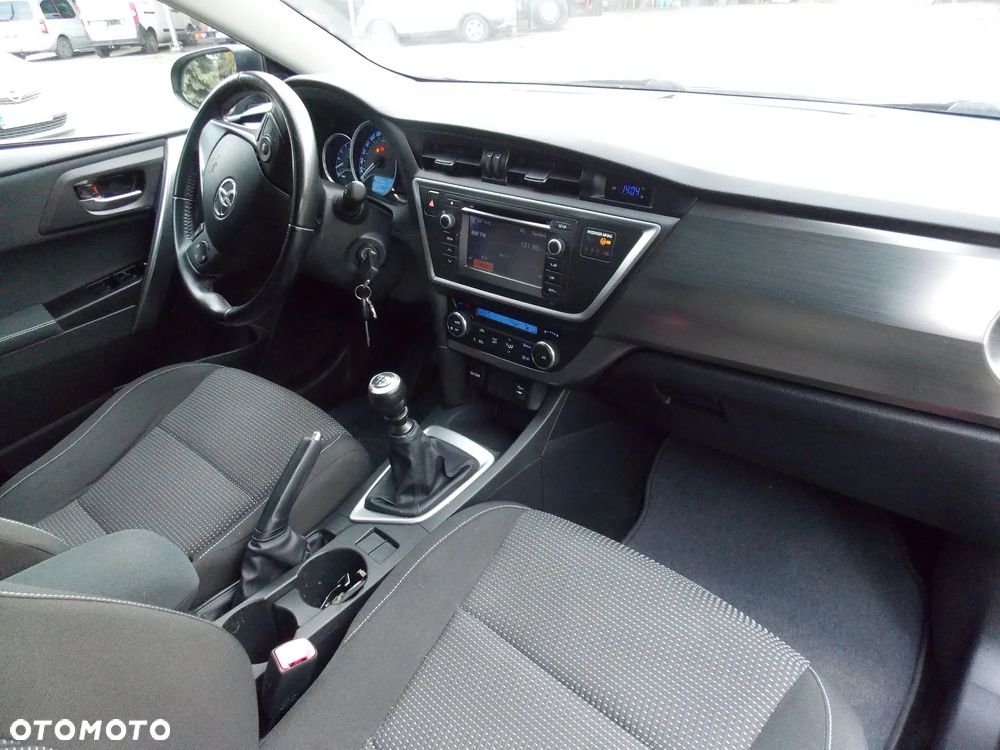 Toyota Auris 1.4 D-4D Edition - 14