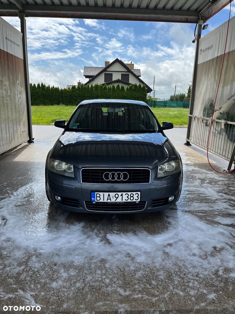 Audi A3 3-drzwiowe 1.6 Ambiente - 2