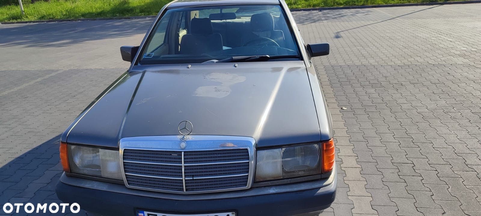 Mercedes-Benz W201 (190) - 1