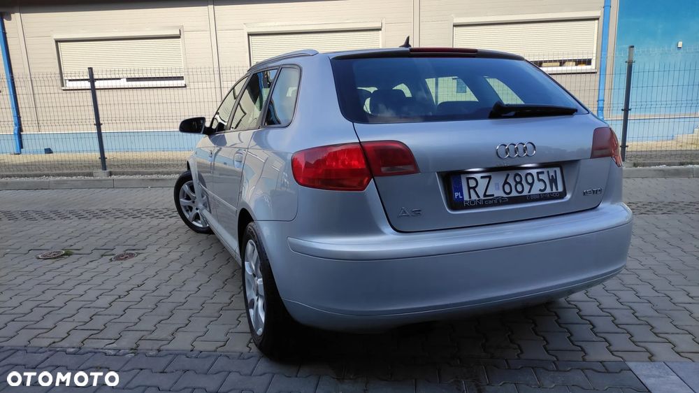 Audi A3 Sportback - 6