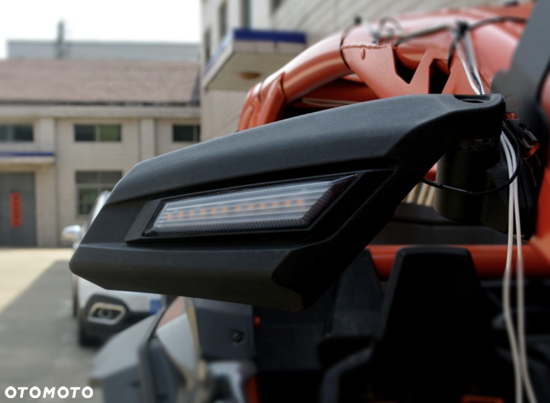 CAN-AM Maverick X3 LUSTERKA BOCZNE  KIERUNKI - 1