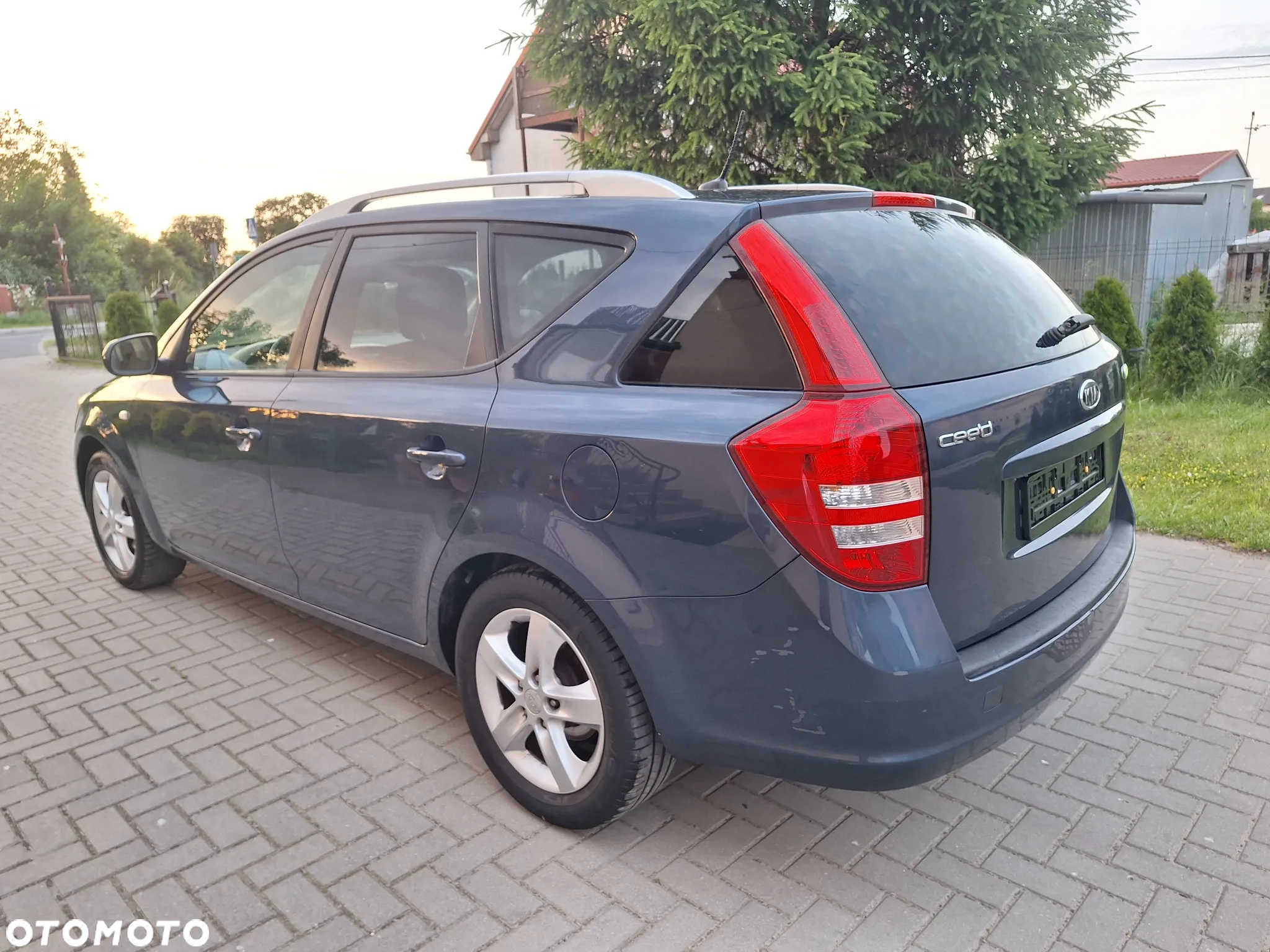 Kia Ceed - 6