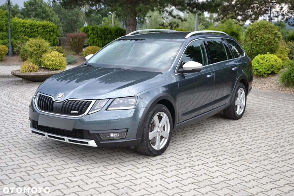 Skoda Octavia 2.0 TDI 4x4 Elegance DSG - 3