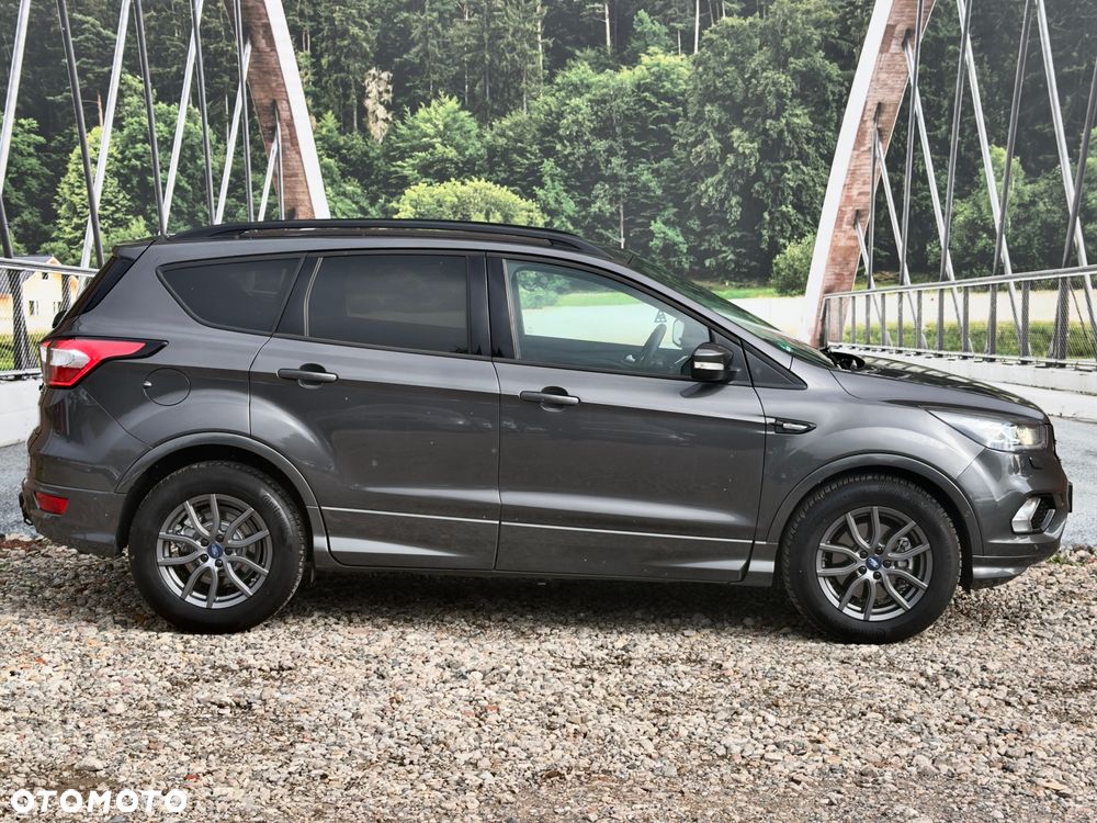 Ford Kuga 2.0 TDCi 4x4 ST-Line - 11