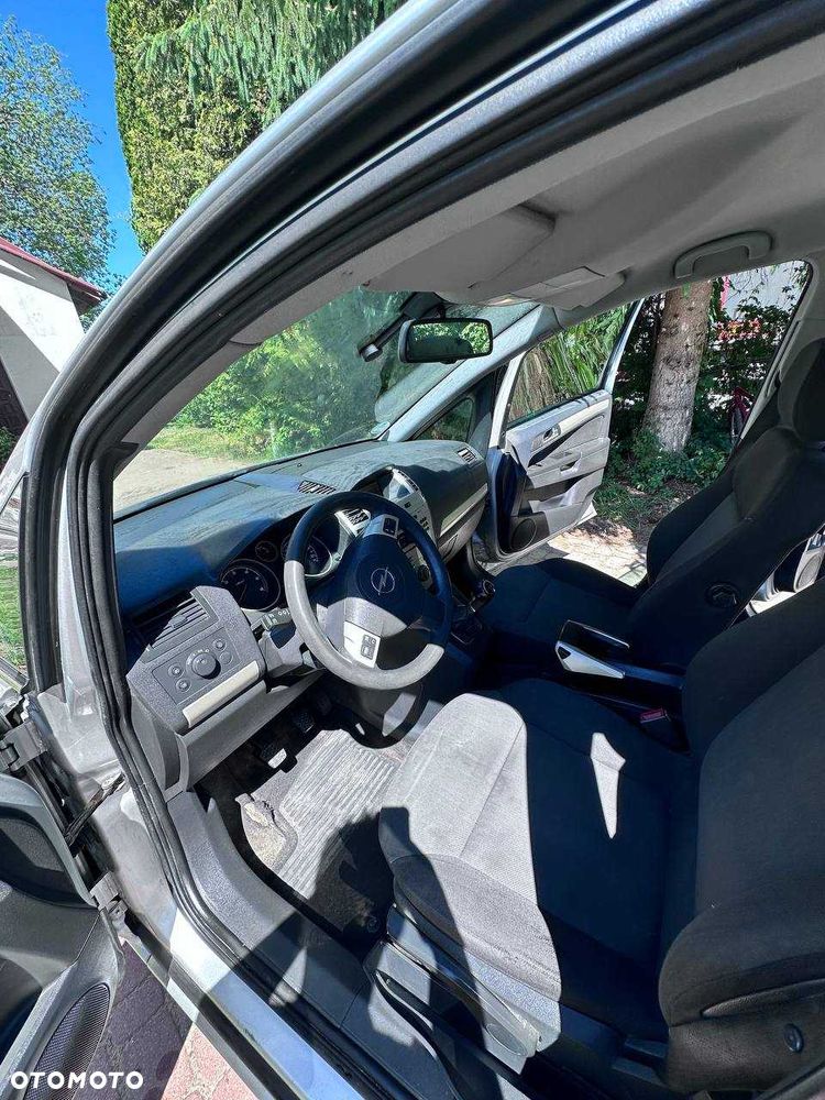 Opel Zafira - 7