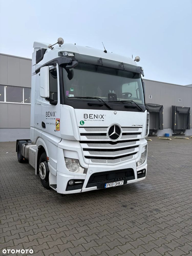 Mercedes-Benz ACTROS - 1