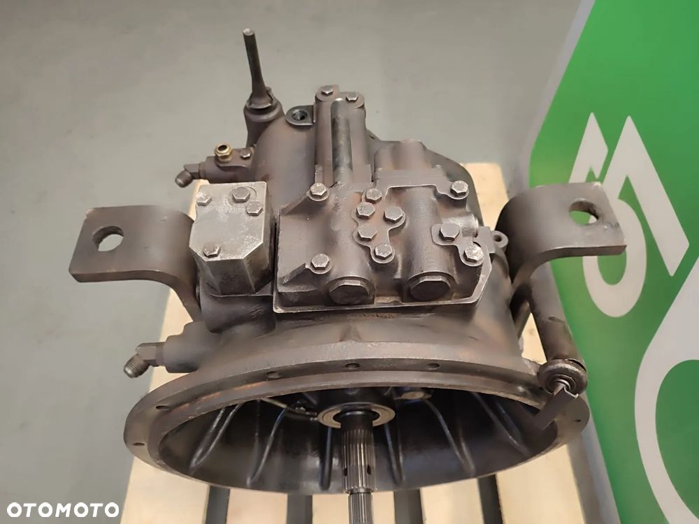 Skrzynia biegów 131152 Case 580SLE Carraro - 6