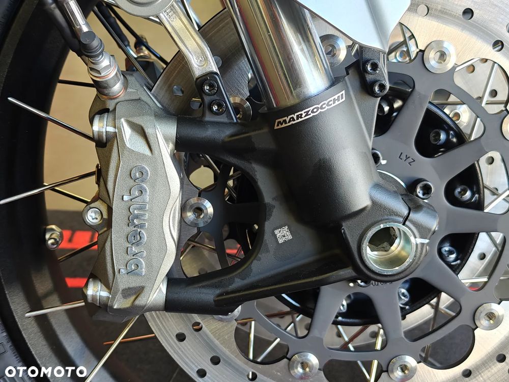 QJMOTOR SRT 600SX - 12