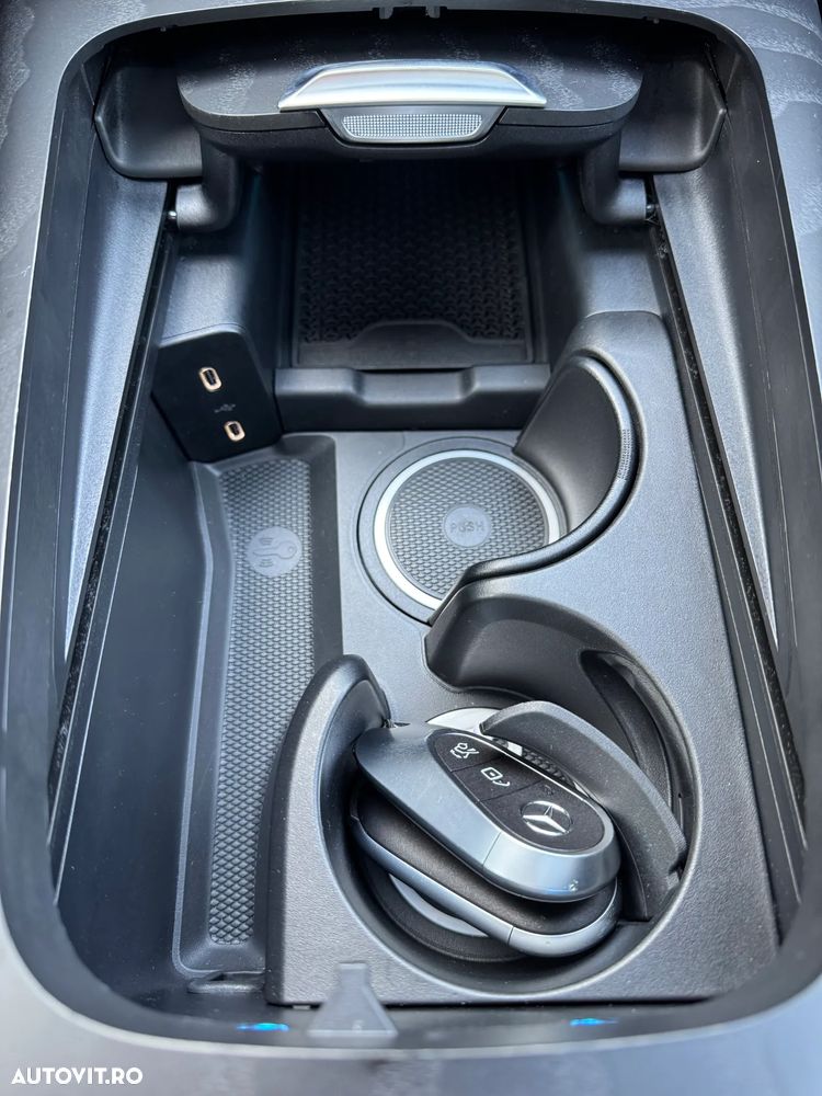 Mercedes-Benz E 200 4MATIC 9G-TRONIC AMG Line NIGHT Edition - 30