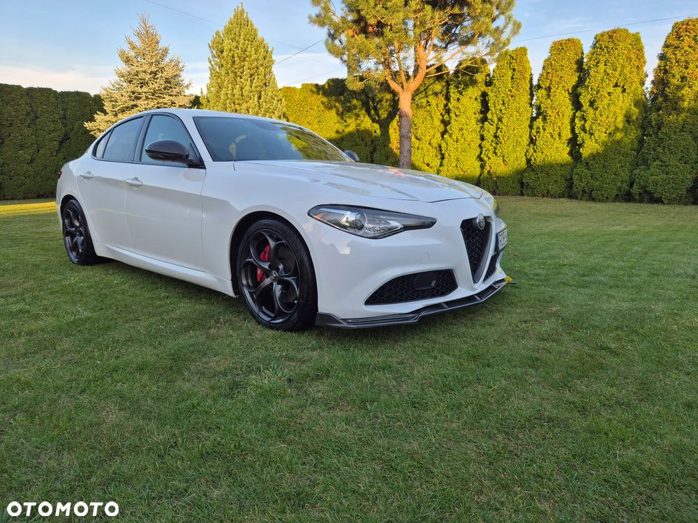 Alfa Romeo Giulia - 1