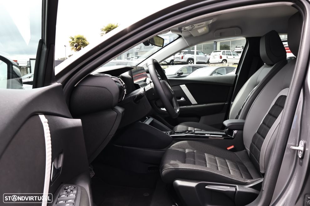 Citroën e-C4 50 kWh Plus - 16