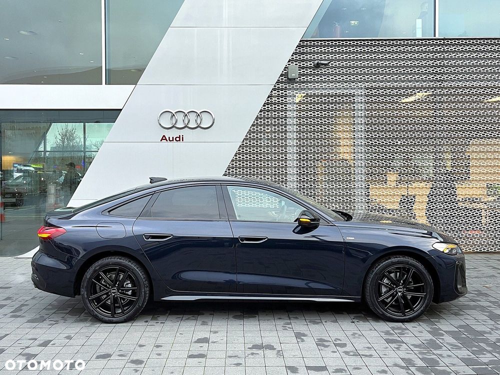 Audi A5 Limousine - 1