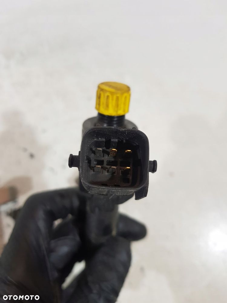 wtryskiwacz vea13-2370010-aab volvo 2.0d d5 s80 s40 s60 ii xc60 xc90 xc40 - 11