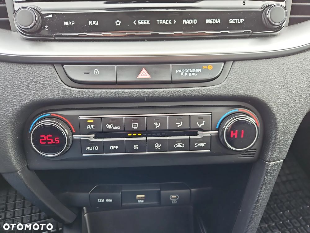 Kia Ceed 1.5 T-GDI M - 13