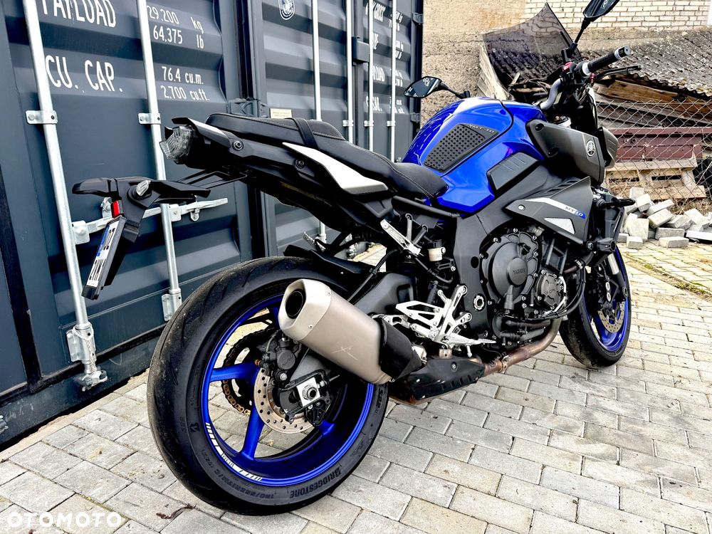 Yamaha MT - 6