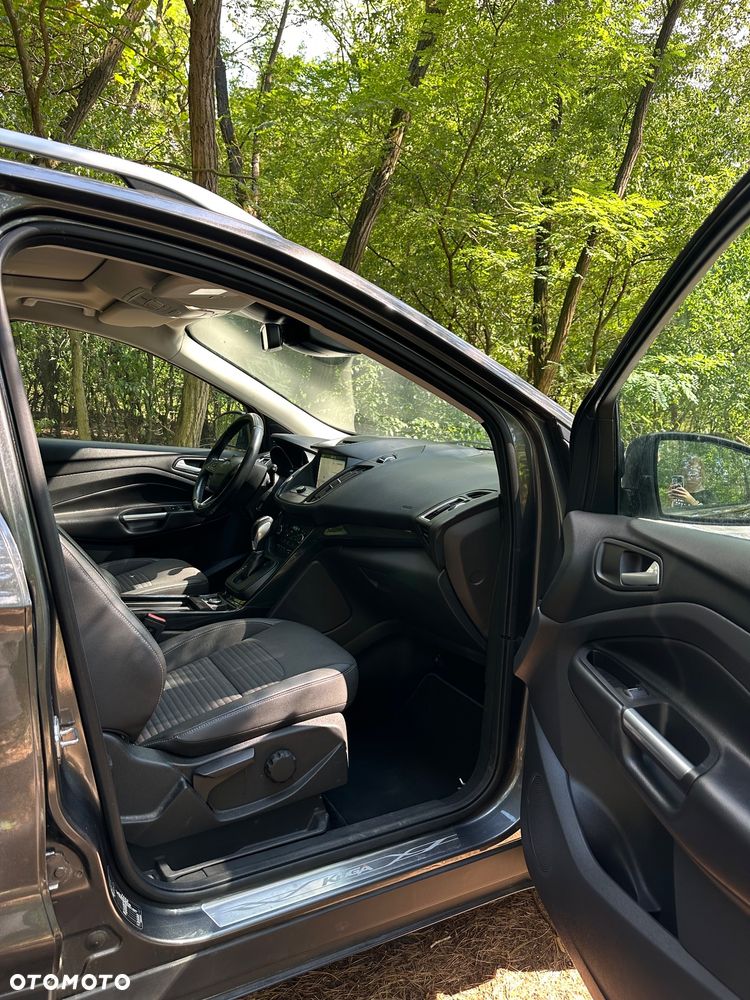 Ford Kuga - 9