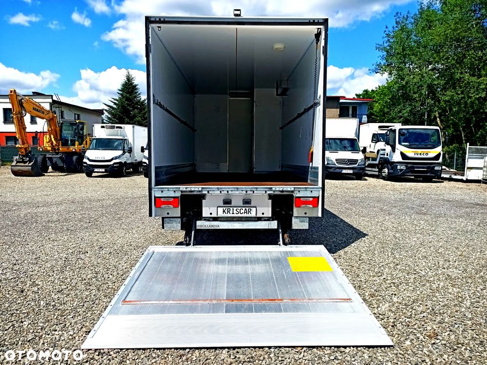 Iveco 70C18 Kontener Winda Boczne Drzwi Niski Przebieg - 10