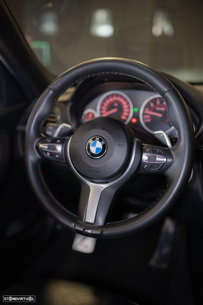 BMW 330 i Pack M Auto - 25