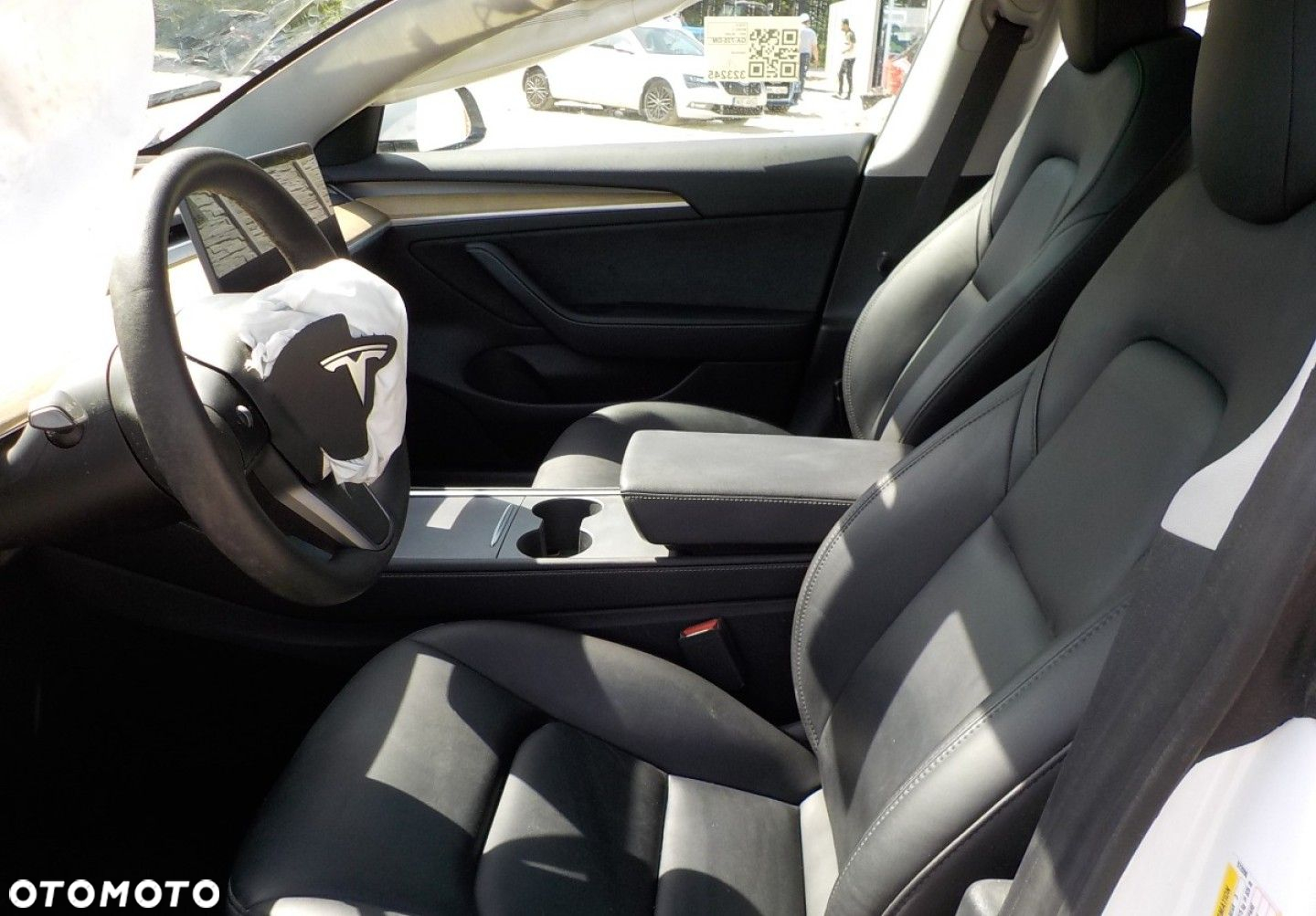 Tesla Model 3 - 23