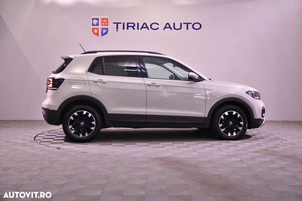 Volkswagen T-Cross - 6